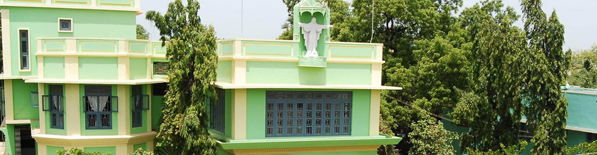 Holy Cross Home Science College